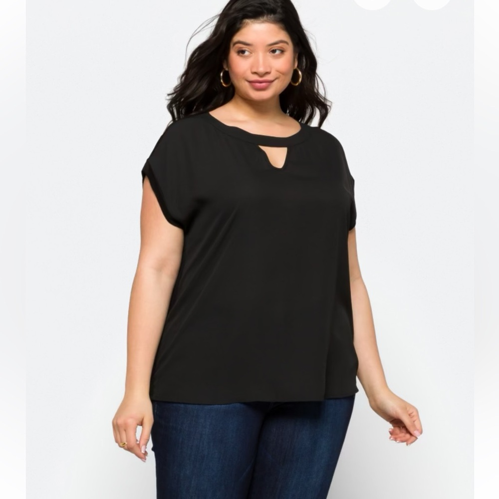 PaperMoon Reece KeyHole NWT 3x Elegant Black Women's Top
